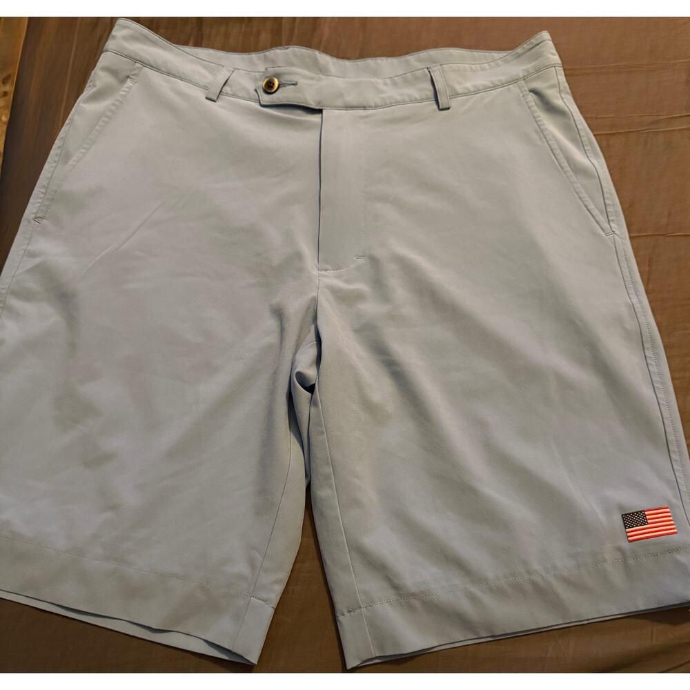 Trump New York shorts size 33